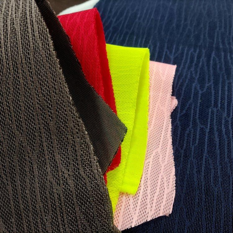 su misura 100% Poliestere Spacer Tessuto a maglia d'aria sandwich 3D con  schienale totalmente nero . OEM .servizio